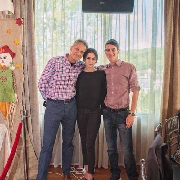 Meet your Posher, Lenny - Picture 1 of 1